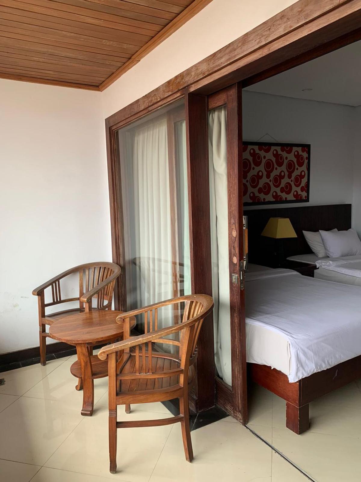 Nirmala Hotel Jimbaran Exterior photo